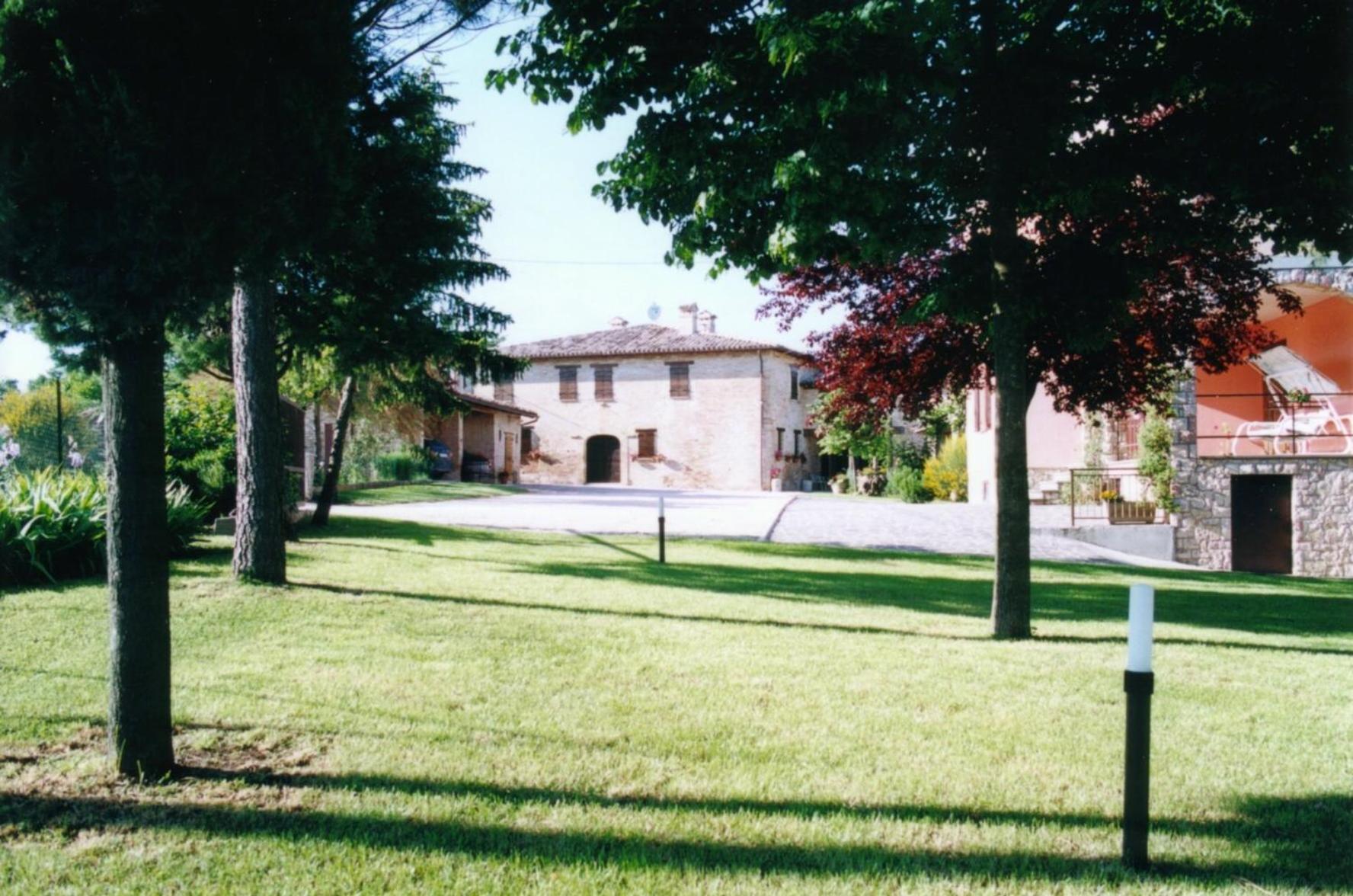 Agriturismo Il Borghetto Montefalco Exterior photo